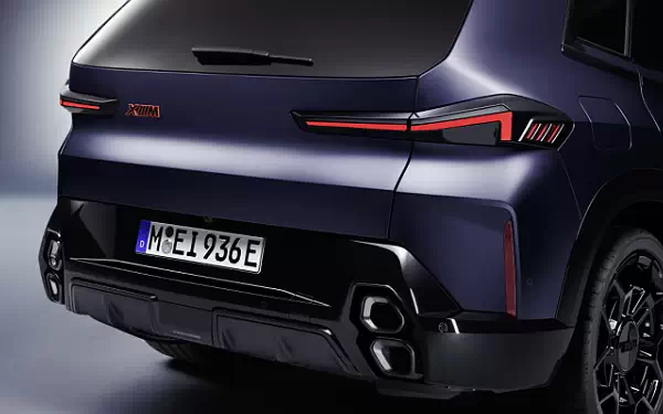   BMW XM Label - 2025