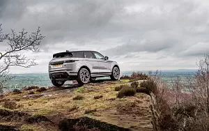   Range Rover Evoque P300 HSE R-Dynamic Black Pack UK-spec - 2019