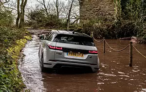   Range Rover Evoque P300 HSE R-Dynamic Black Pack UK-spec - 2019