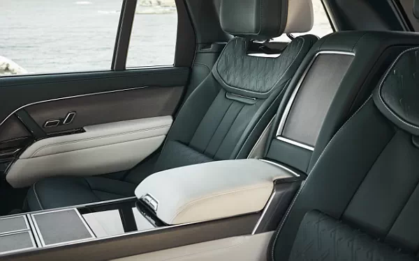   Range Rover SV Carmel Edition US-spec - 2024