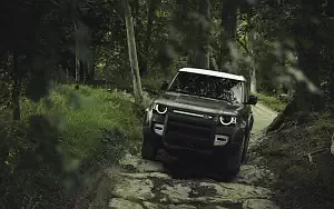   Land Rover Defender 90 D240 SE Explorer Pack - 2020