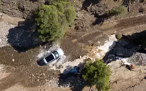   Range Rover Evoque R-Dynamic (Seoul Pearl Silver) - 2019