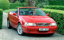   Volvo C70 Convertible - 2001