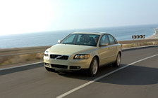  Volvo S40 - 2004