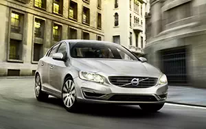   Volvo S60 - 2014