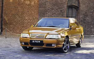   Volvo S70 R - 1997