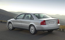   Volvo S80 - 2004