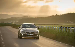   Volvo V40 Cross Country - 2014