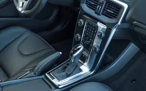   Volvo V40 R-Design - 2016