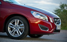  Volvo V60 T3 - 2012