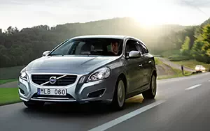   Volvo V60 Plug-in-Hybrid - 2013