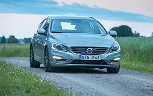   Volvo V60 T6 - 2014
