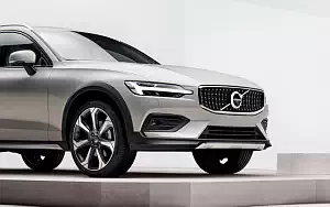   Volvo V60 T5 Cross Country - 2018
