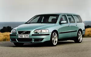   Volvo V70 R - 2004
