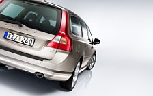   Volvo V70 - 2008