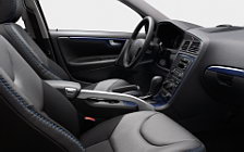   Volvo XC70 Ocean Race - 2005