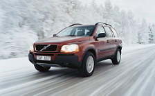   Volvo XC90 - 2004