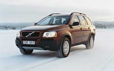   Volvo XC90 - 2004