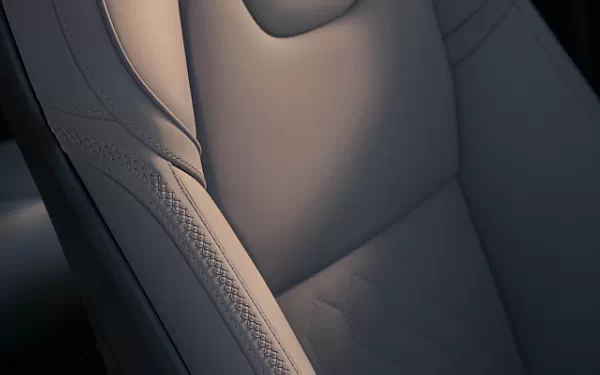   Volvo XC90 T8 Recharge AWD - 2024